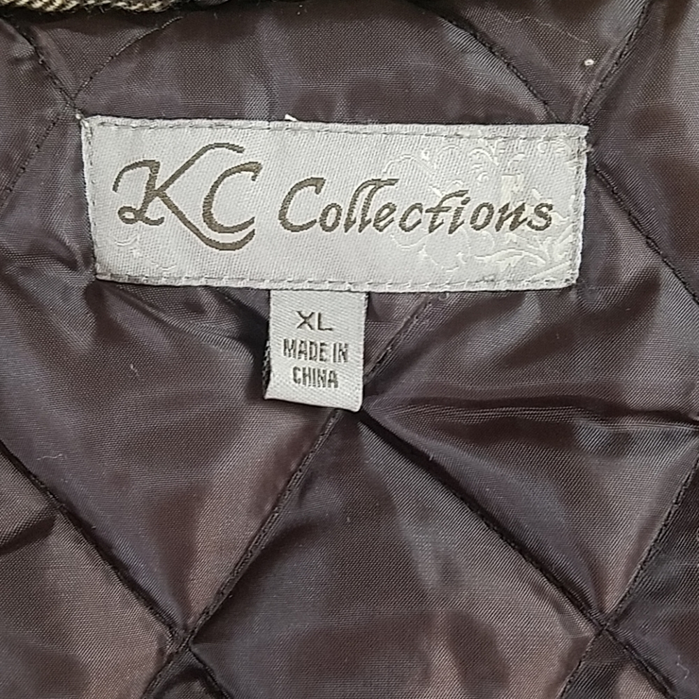 KC Collection, Tan/creme plaid vest, With Fur Hood, Pit To Pit 22", Size XL - Picture 8 of 9